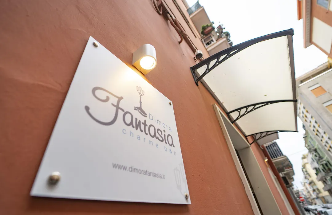 Dimora Fantasia Charme B&B-1