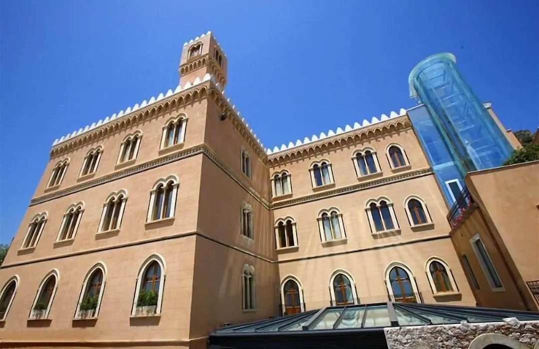 Palazzo Vecchio Taormina-1