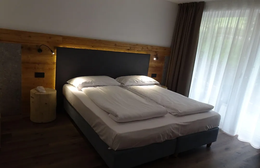 Active Alm Hotel-1