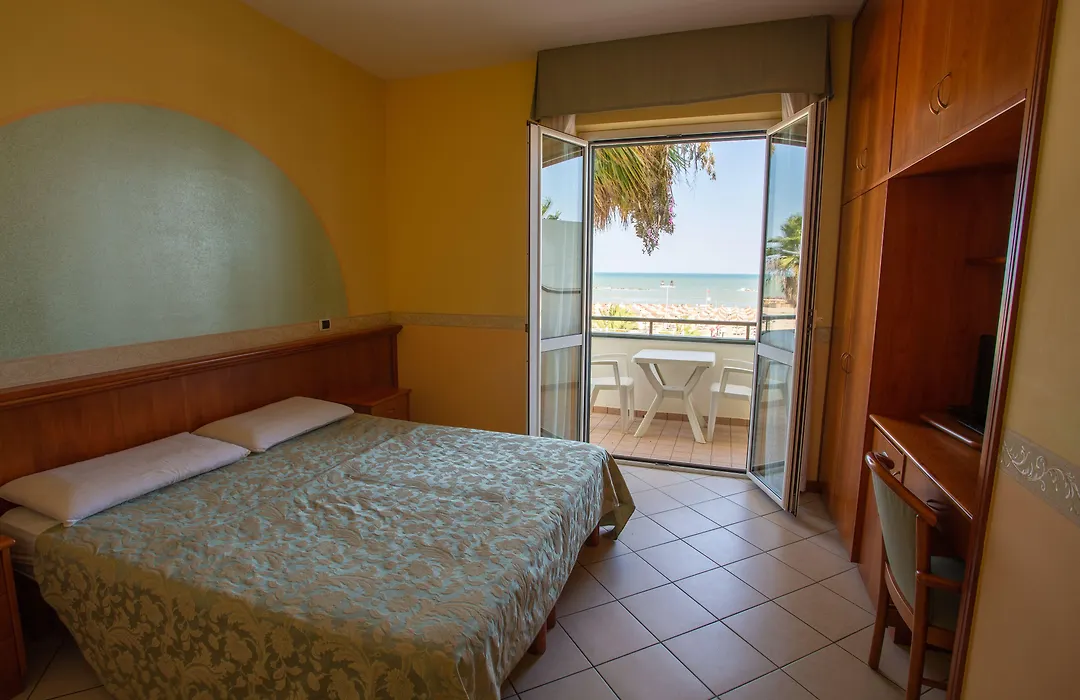 Hotel Roma Sul Mare-1