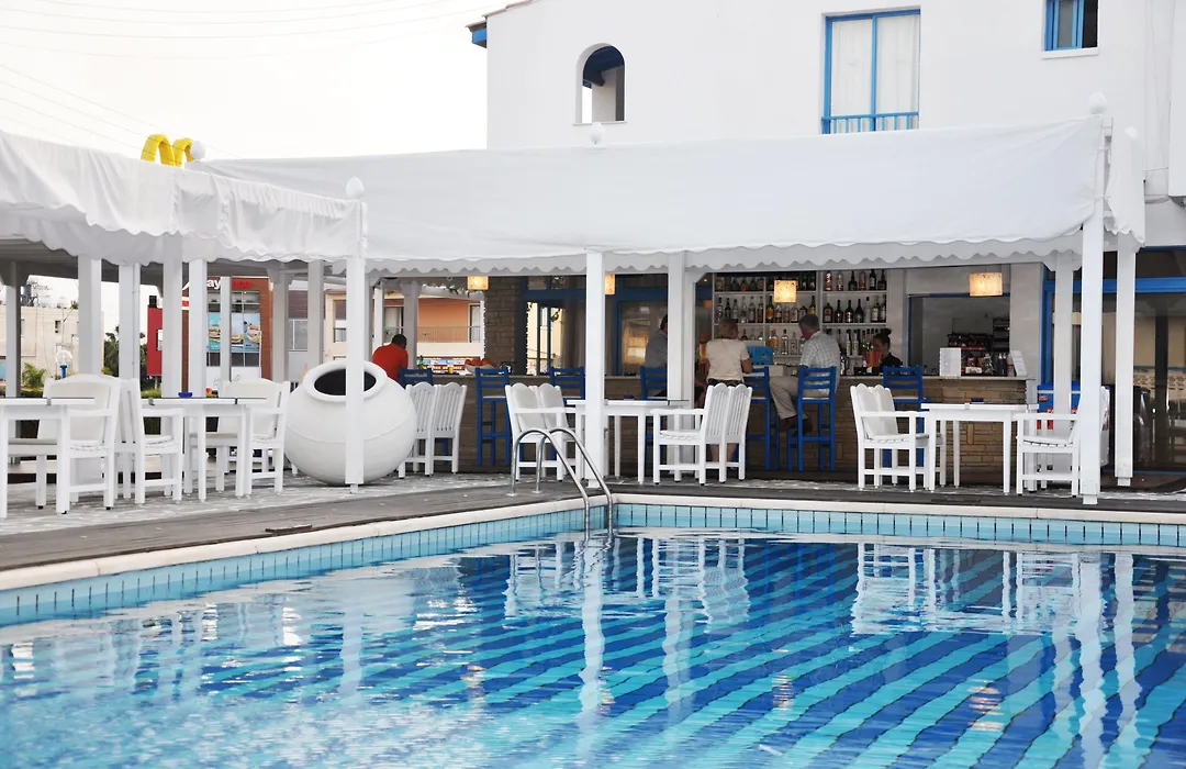 Tasmaria Aparthotel-1