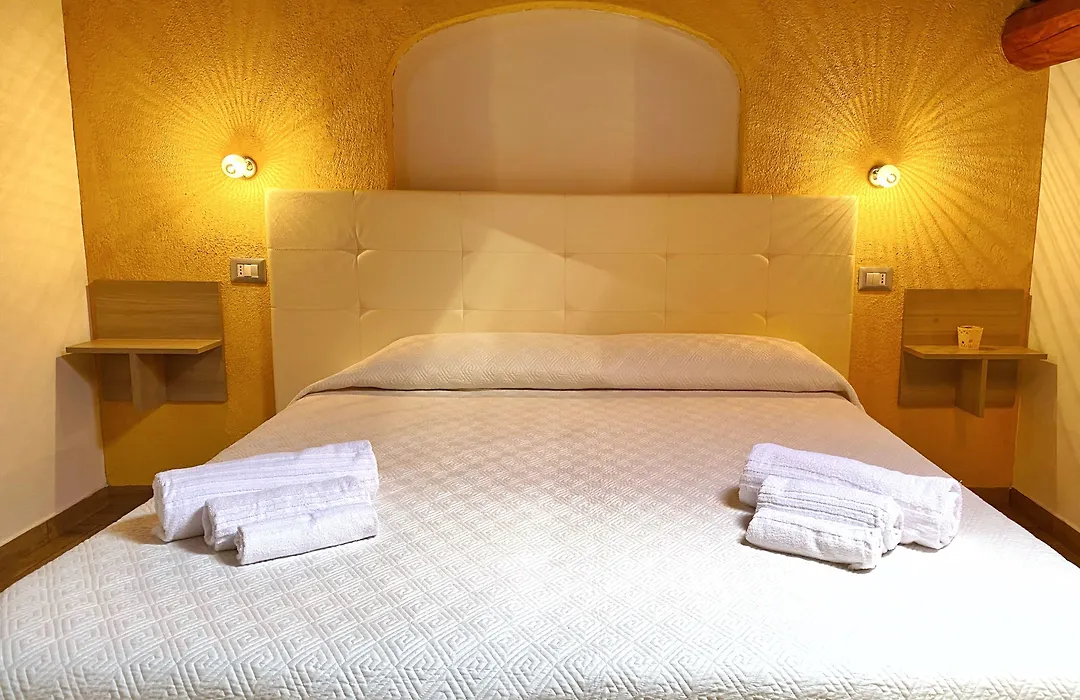 Gioia Guesthouse-1