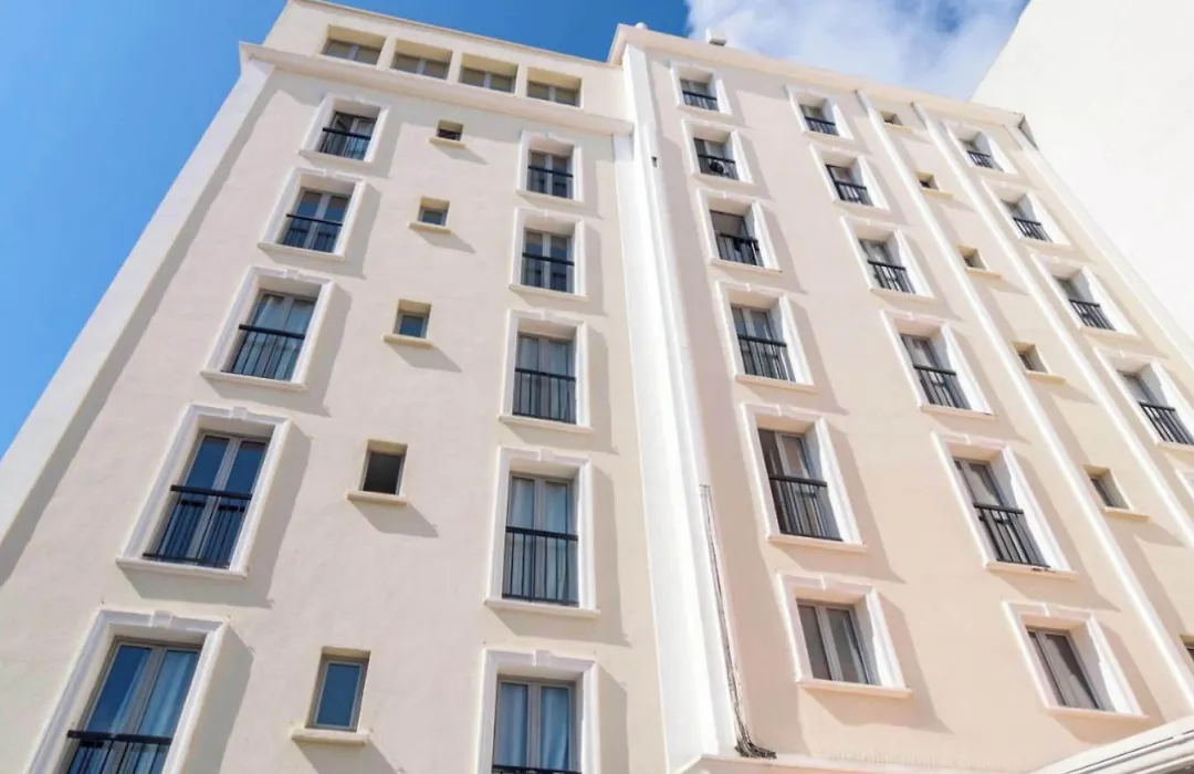 B&B Hotel Antibes Juan-Les-Pins-1