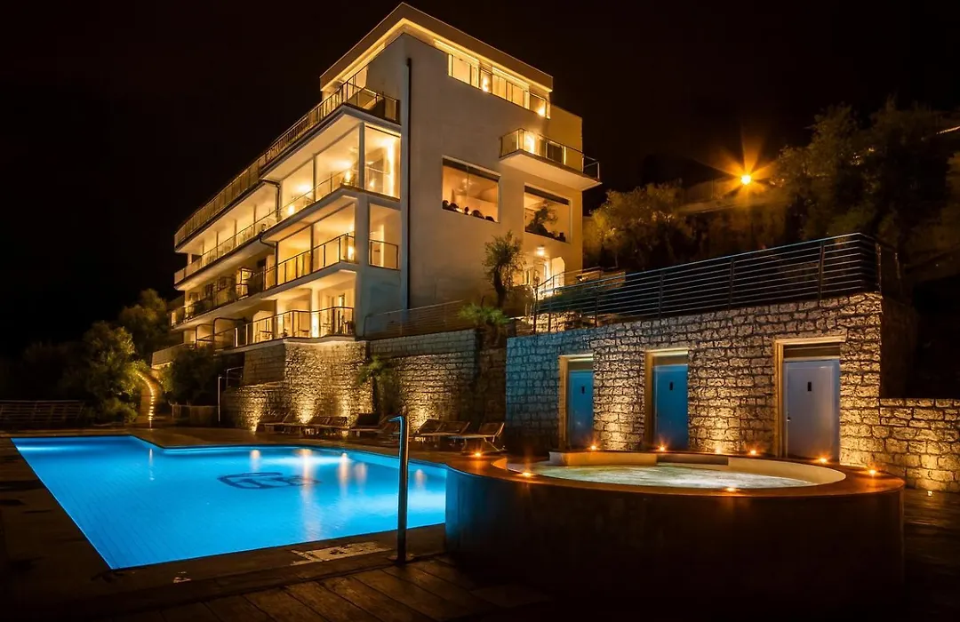 Hotel Benacus Panoramic-1