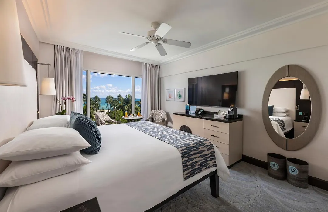 The Palms Hotel & Spa-1