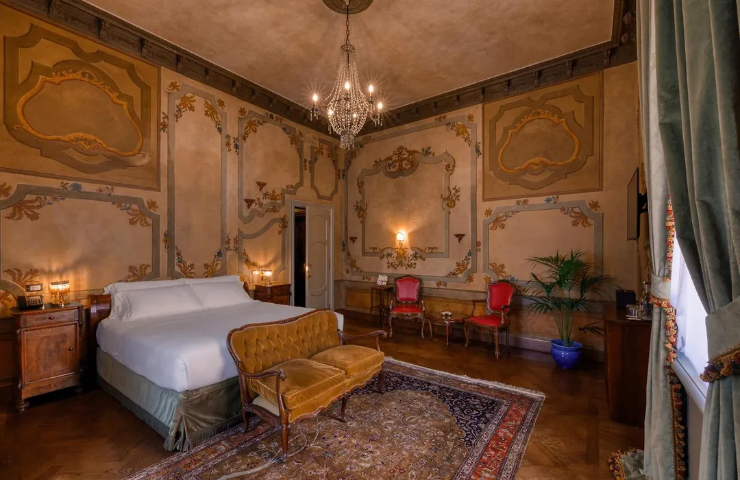 Hotel Locarno-1