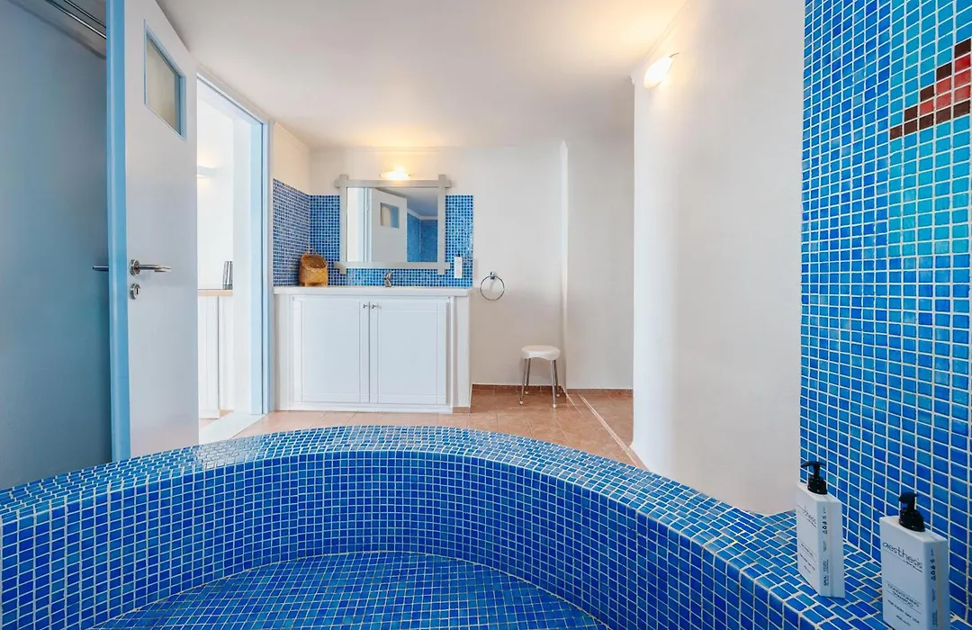 Kastro Suites-1