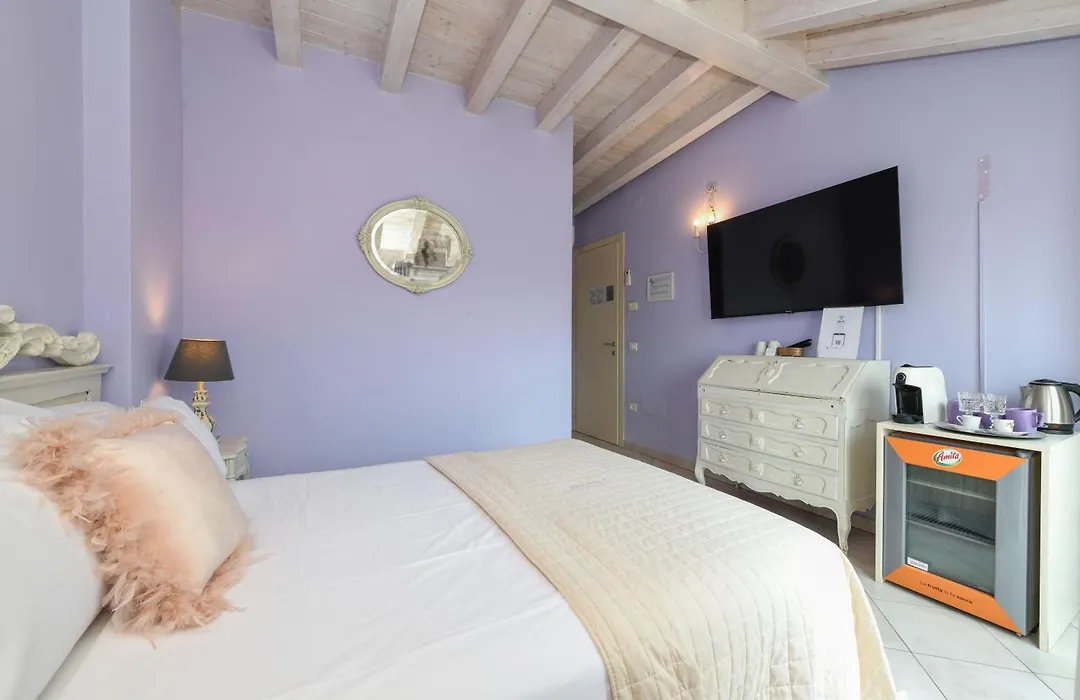 Le Reve - Lake View Rooms-1
