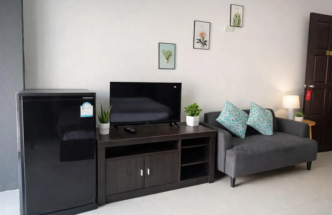 Happy Fish Guesthouse-1