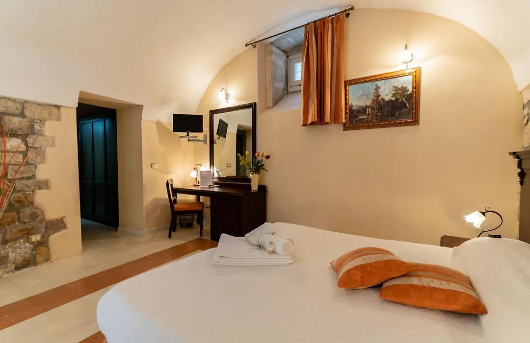 Palazzo Il Cavaliere B&B De Charme-1