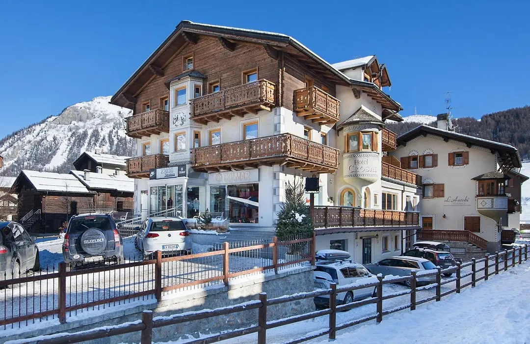 Hotel Crosal-1