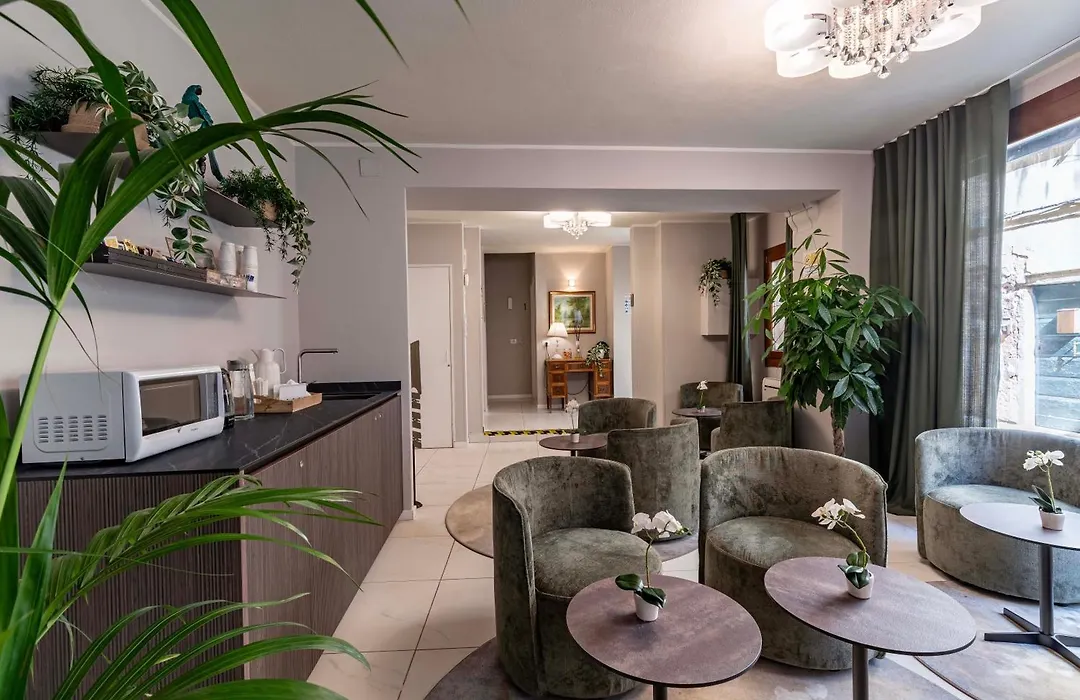 Hotel Grifoni-1