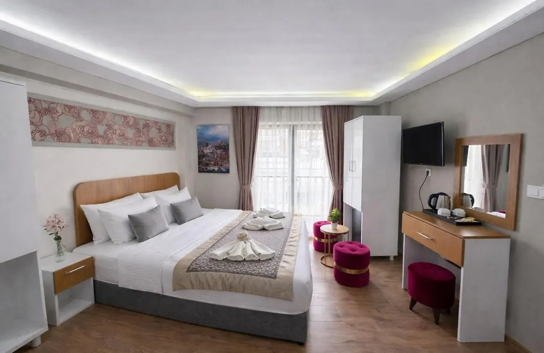 Ria Suites Boutique Hotel-1