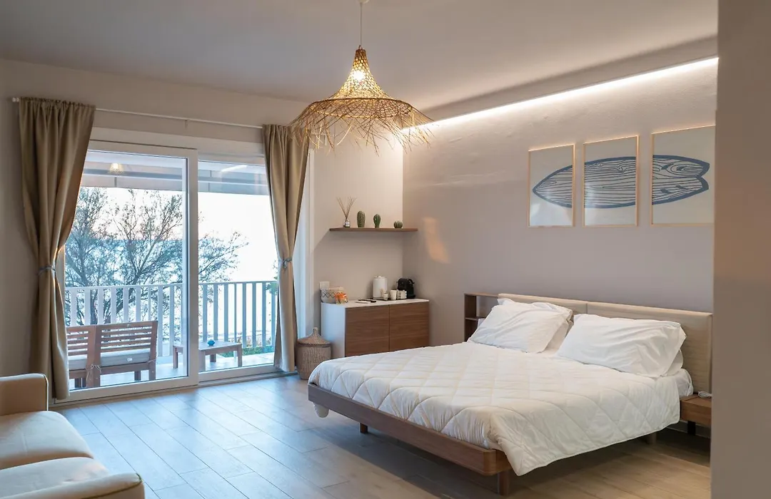 Life House B&B-1