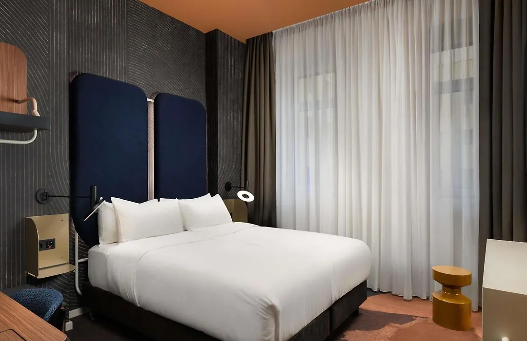 You Hotel Budapest - Handwritten Collection-1