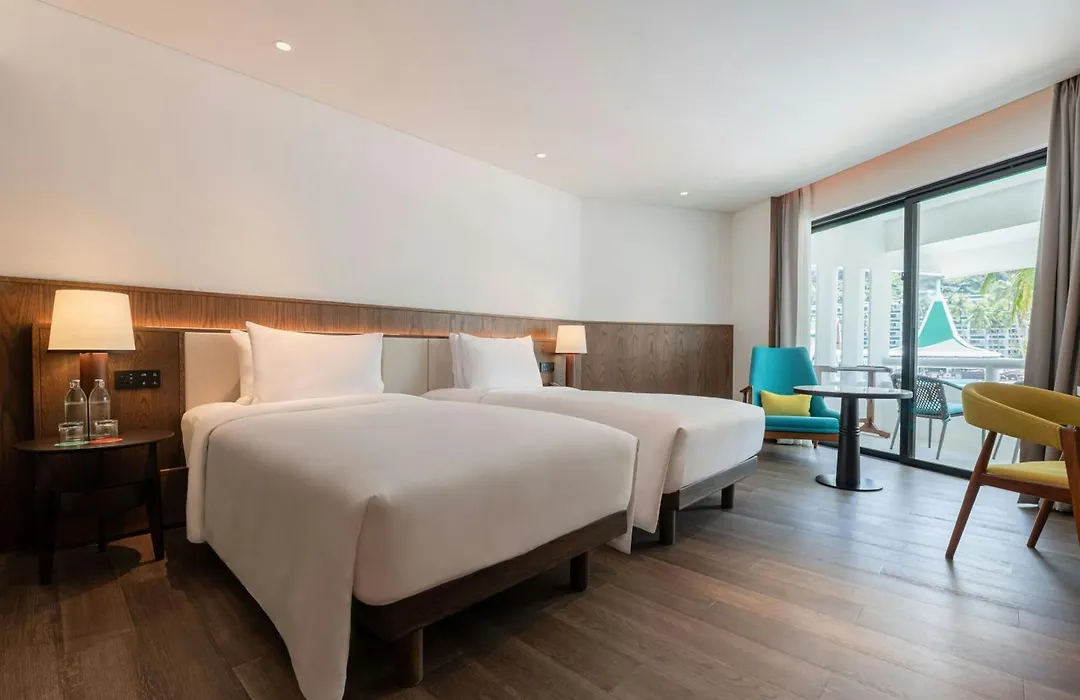 Le Meridien Phuket Beach Resort-1