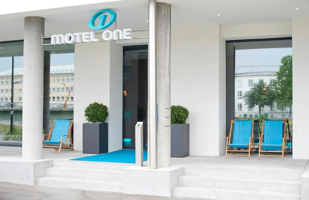 Motel One Salzburg-Mirabell-1