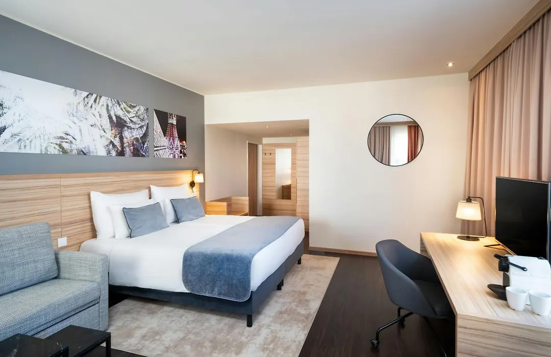 Leonardo Hotel Vienna Hauptbahnhof-1