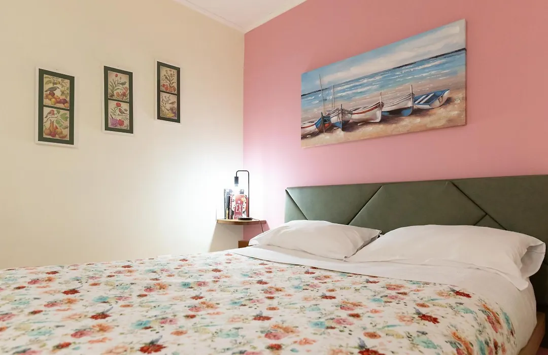Vittoria Guest House Salerno-1