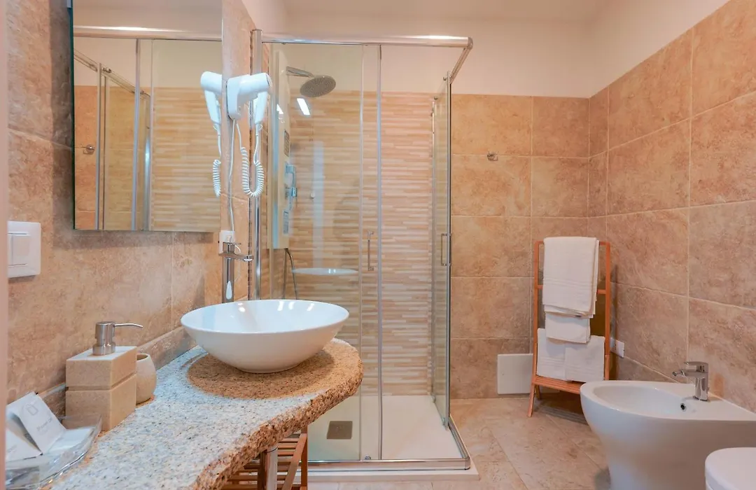 Baco Rooms-1