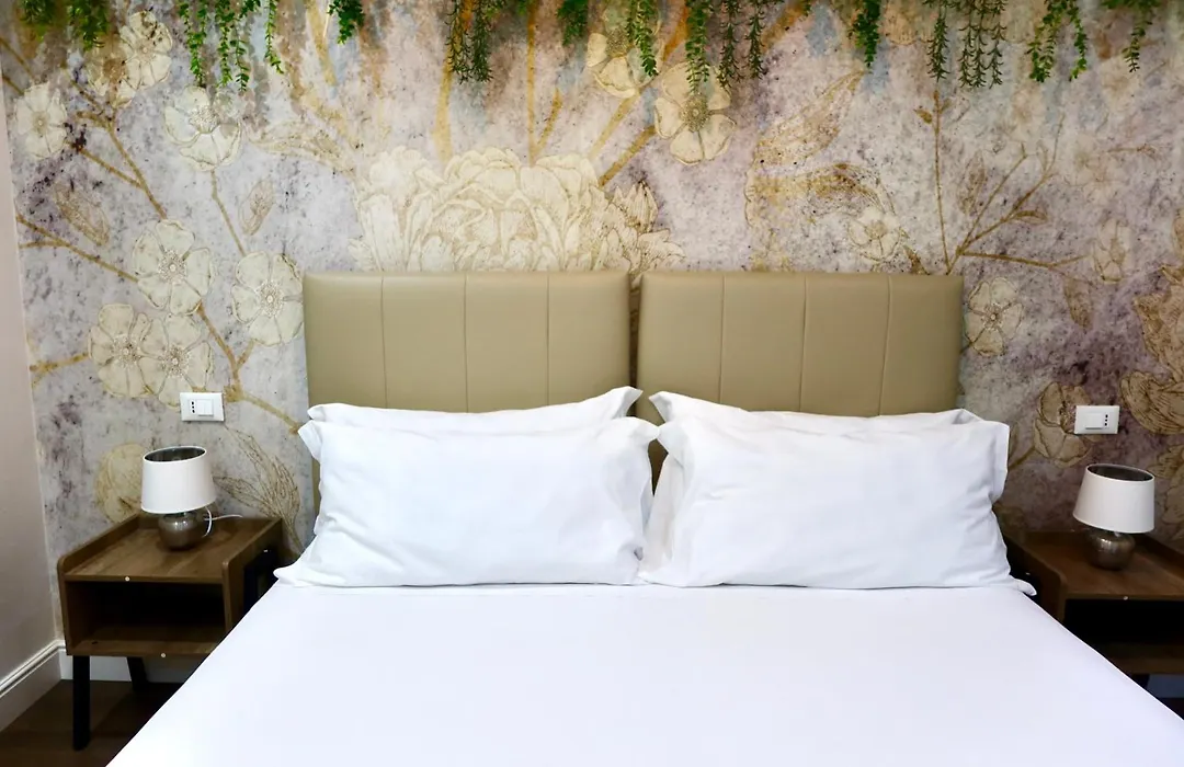 El Roy Garden Rooms-1
