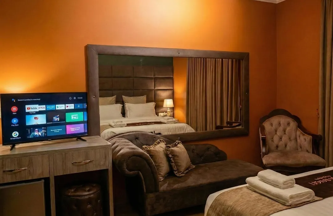 Artist City Center Hotel-1