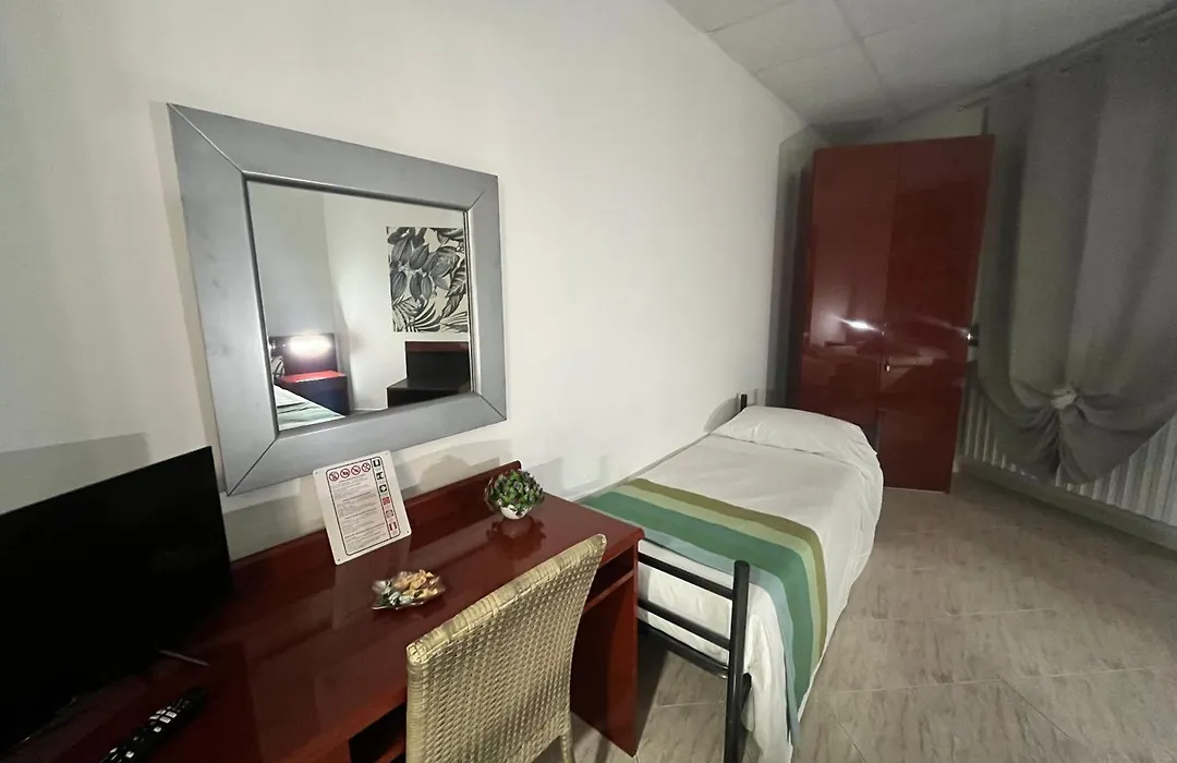 Hotel Elite-1