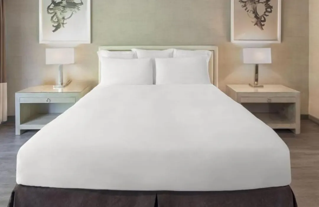 Luxe Sunset Boulevard Hotel-1