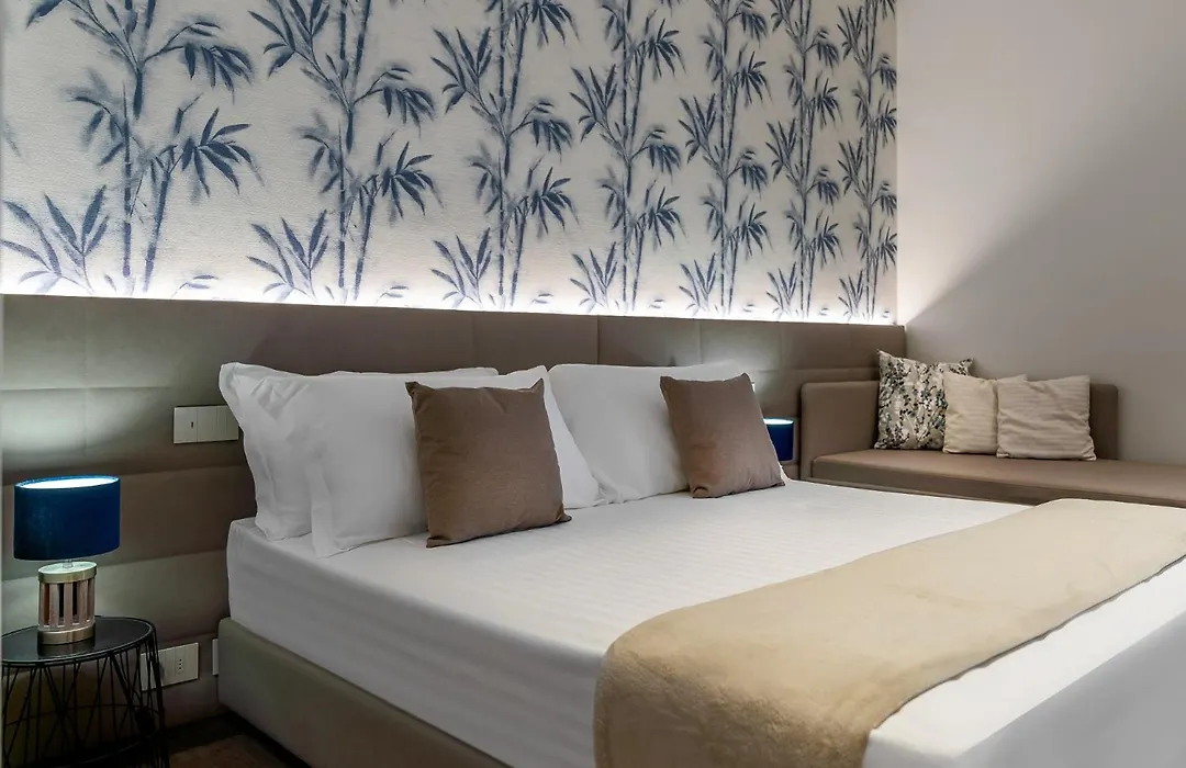 Hotel Lux-1