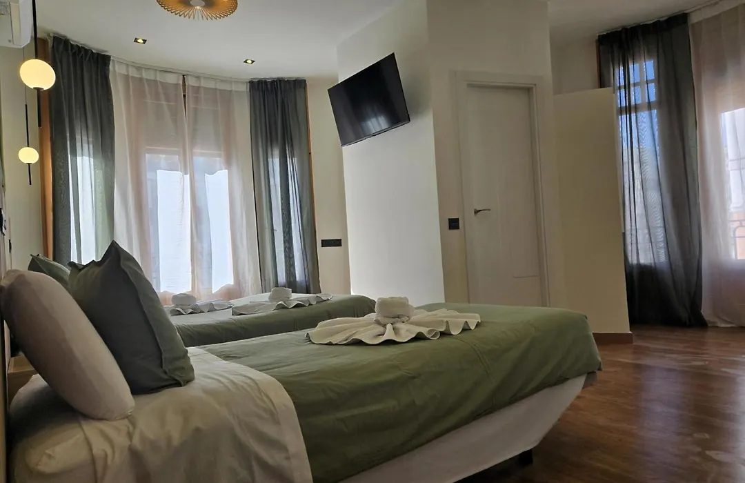 Hostal Main Street Madrid-1