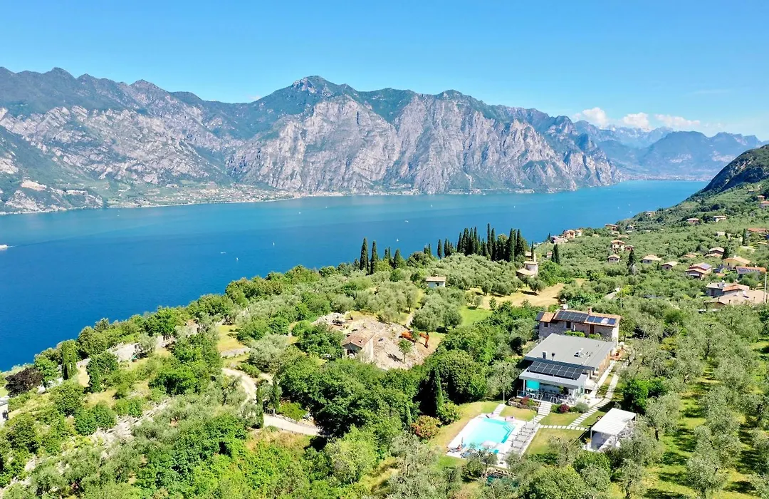 Guesthouse Grand View-1
