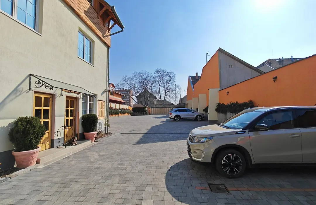Hotel Karin-1