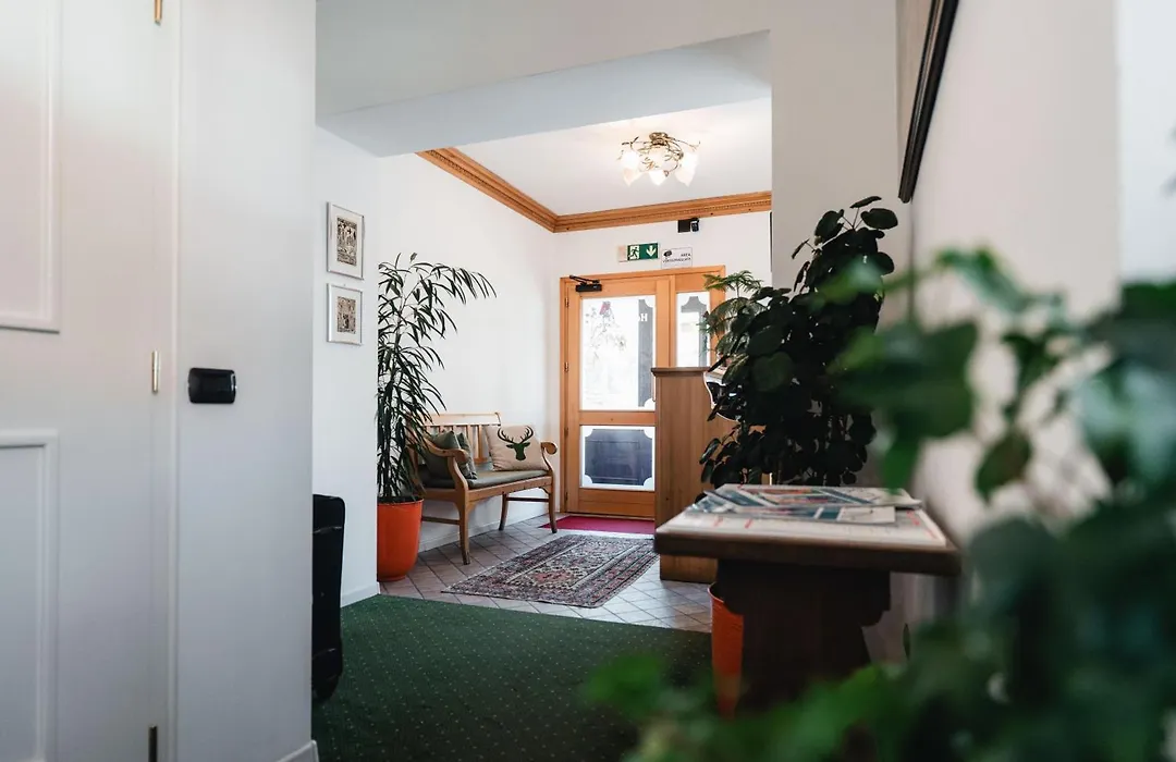 Hotel Oasi-1
