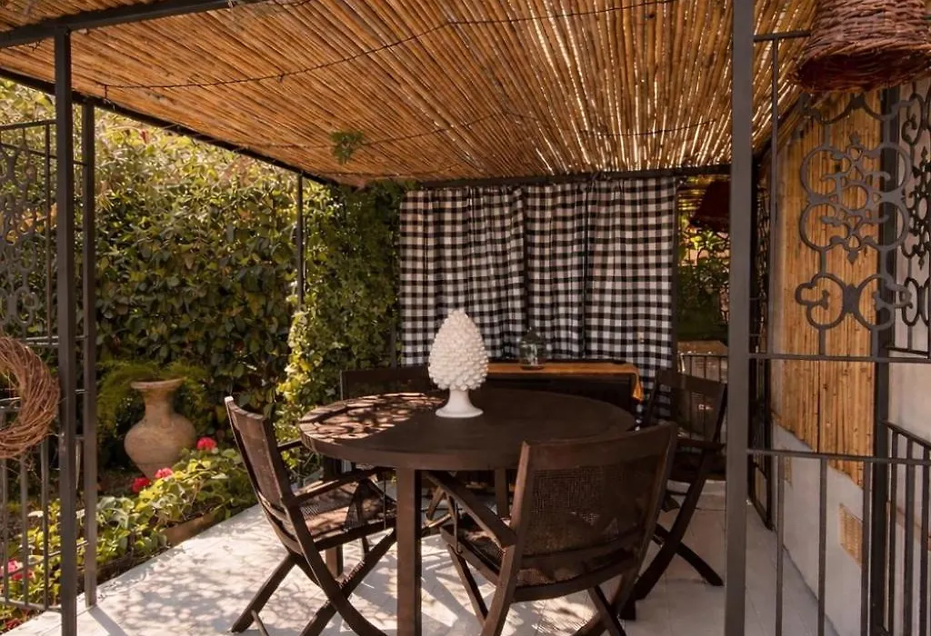 Villa Volli Three Rooms-1