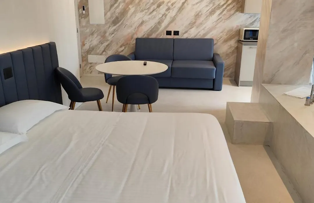 Hotel Gabbiano-1