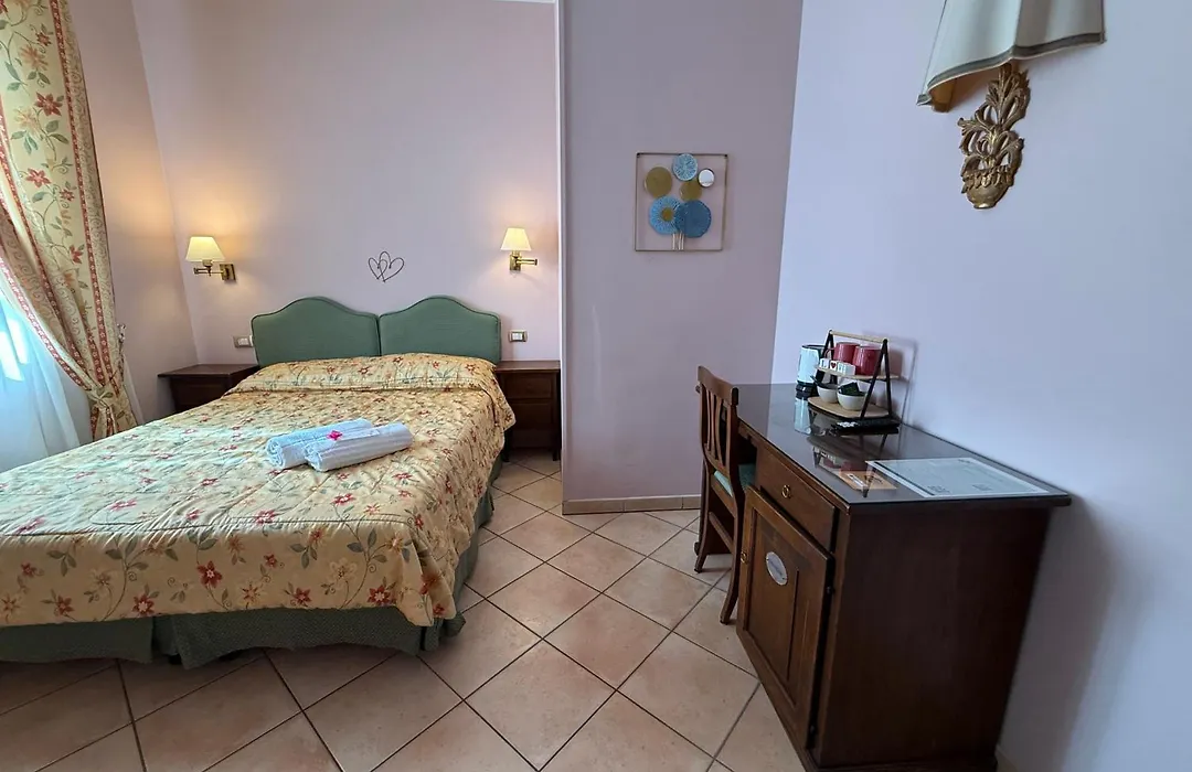 Villa Le Camelie Siena-1