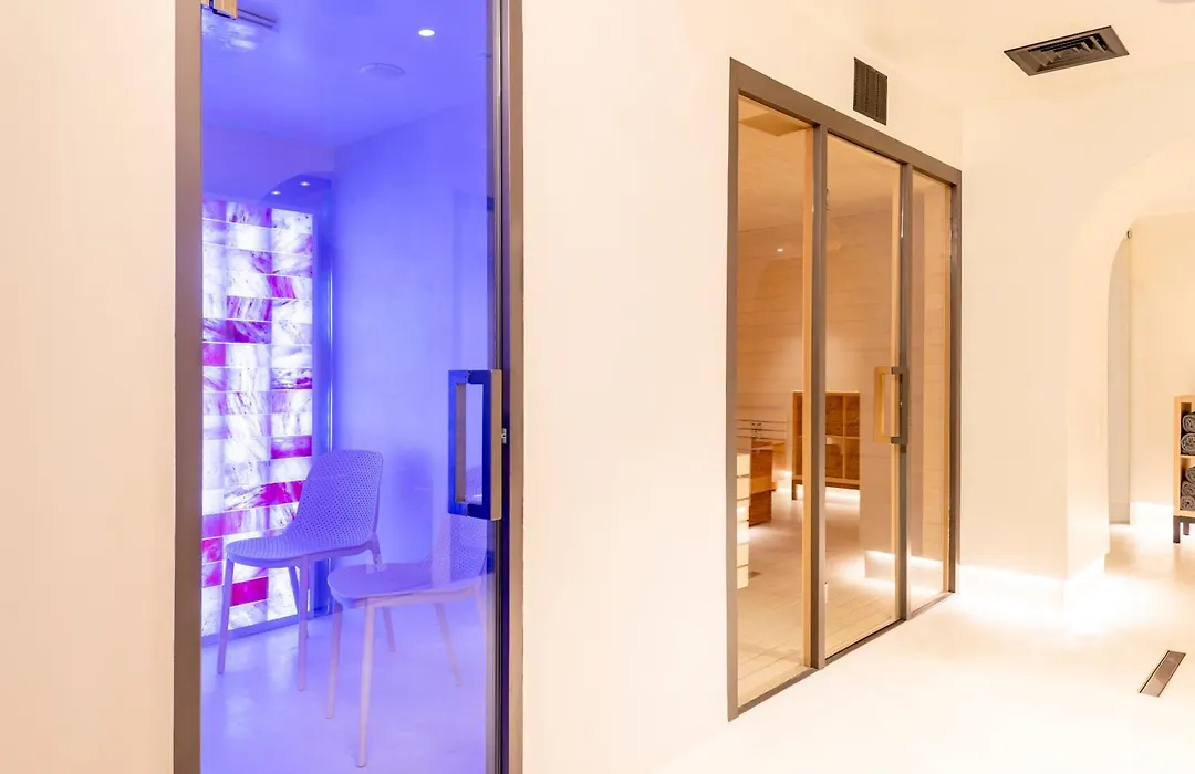 Artcore Hotel Porto-1