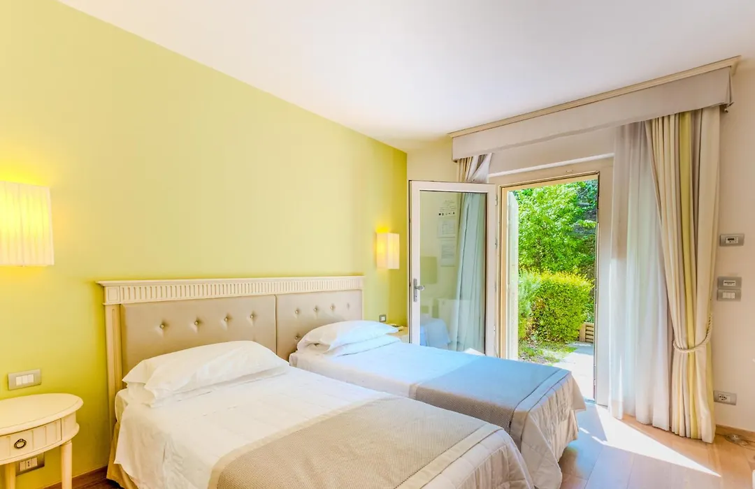 Hotel Girifalco-1