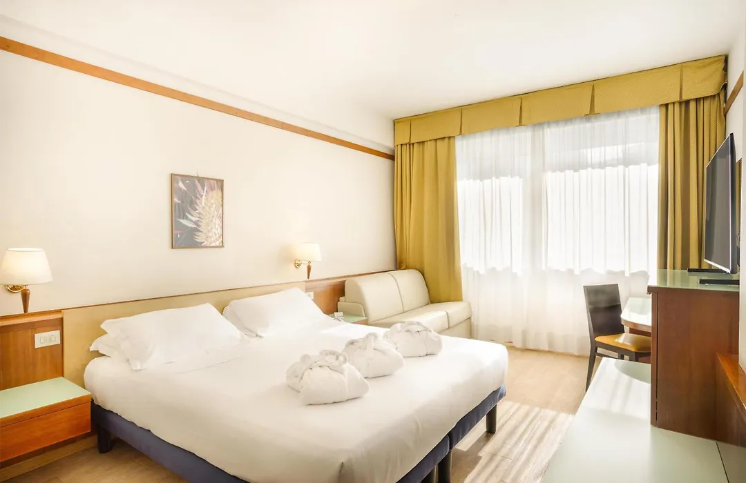Best Western City Hotel-1