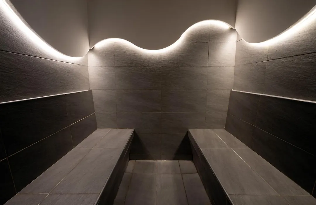 Dominik Alpine City Wellness Hotel Brixen - Adults Only-1