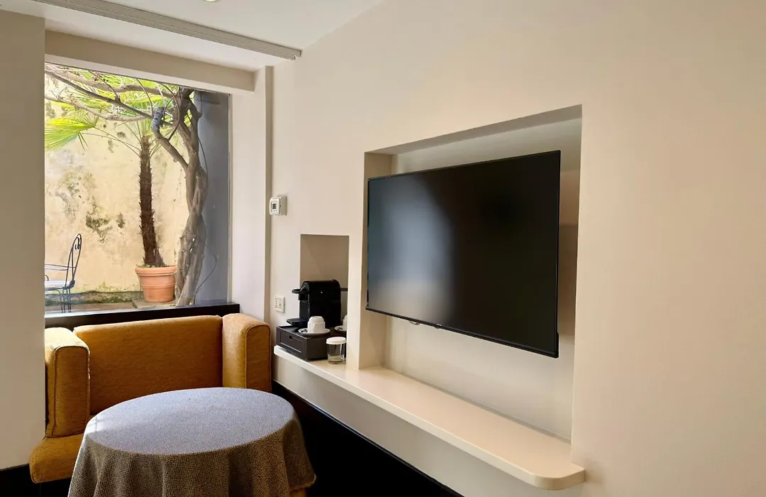 Avogaria 5 Rooms-1