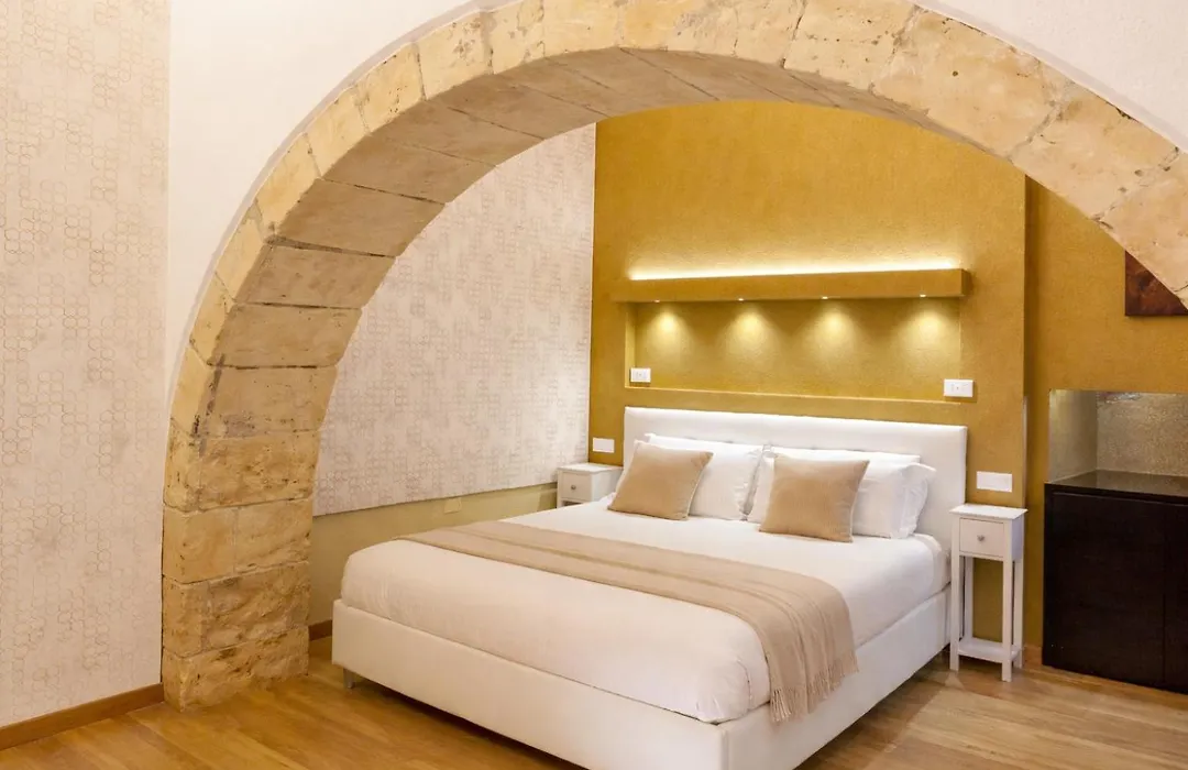 Martini Castello Boutique Rooms - Historic Center & Cathedral-1