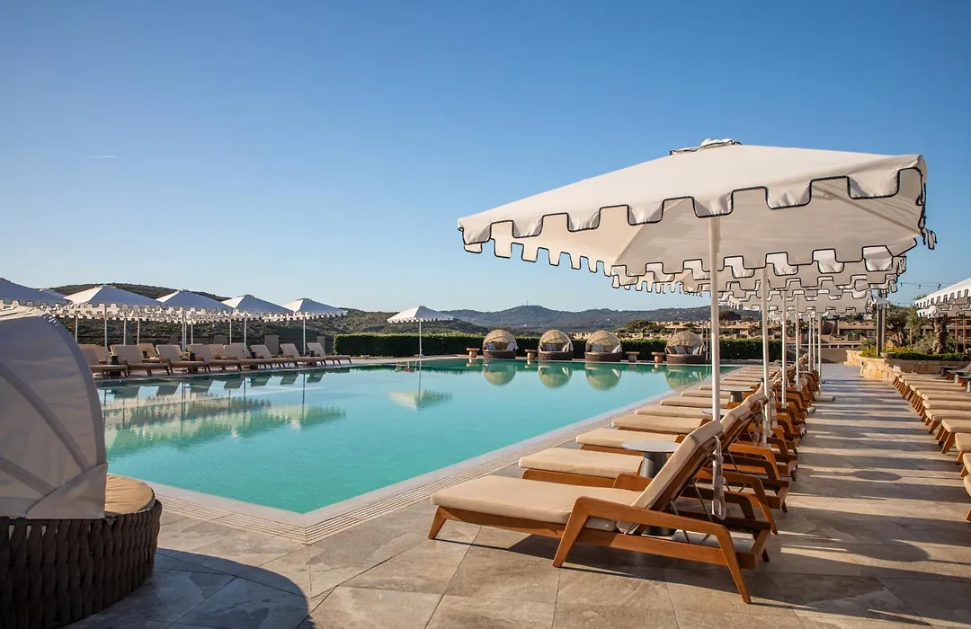 Mangia'S Sardinia Resort, Autograph Collection-1