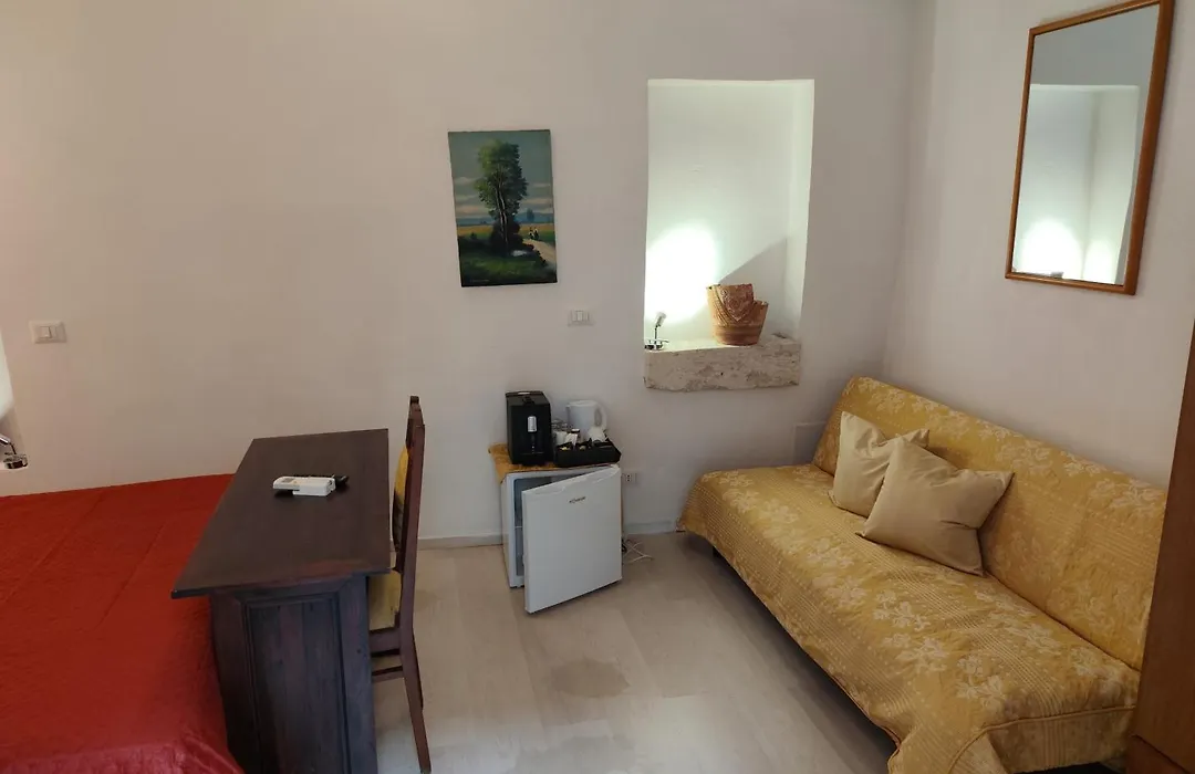Il Cortiletto di Via Minniti-1