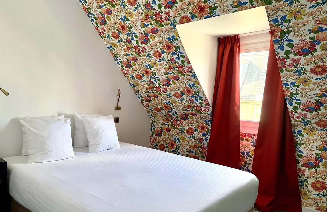 New Hotel République-1