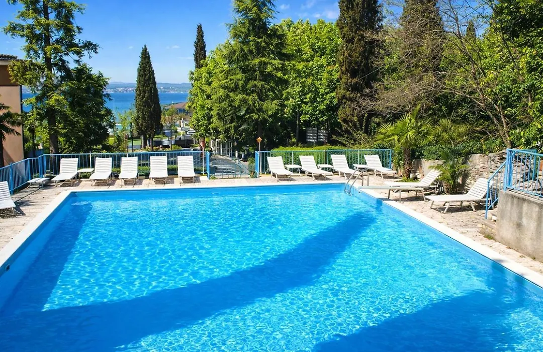 Hotel Broglia-1