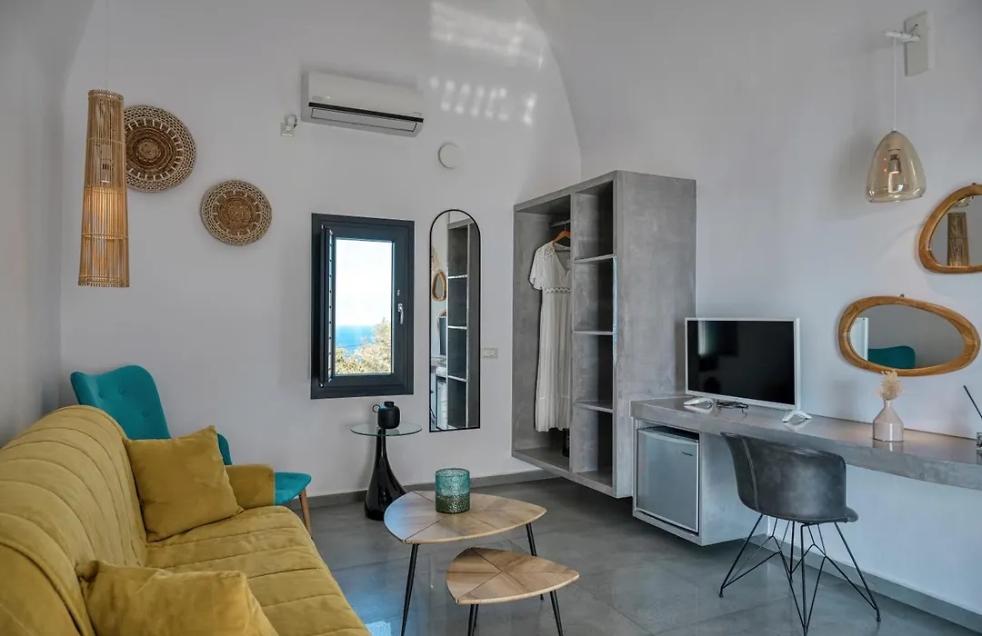 Oia Suites-1