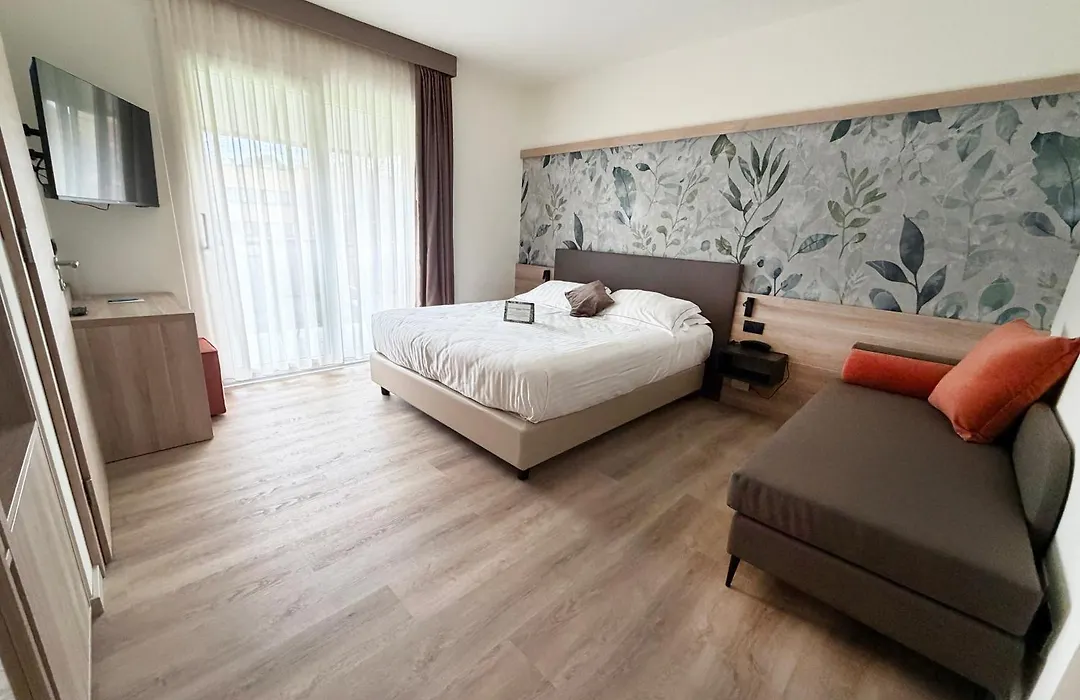 Hotel Villa Letizia-1