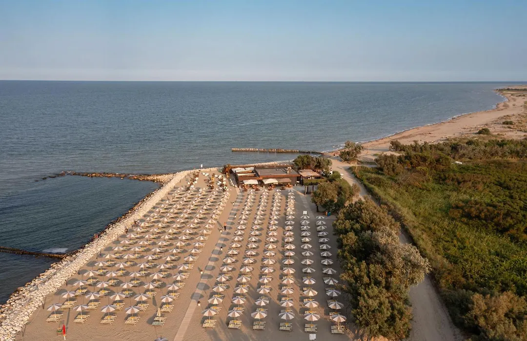 Club del Sole Spina Family Collection-1