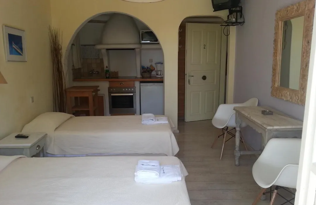 Studios & Suites Rania-1